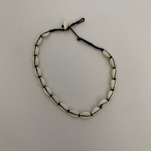 shell choker necklace